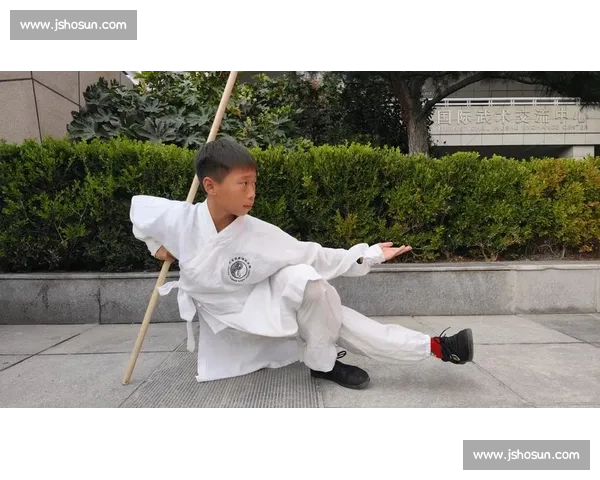 武当山启幕太极盛会 32 国健儿以武会友 武当山启幕太极盛会 32 国健儿以武会友